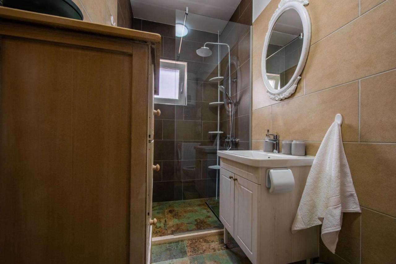 Apartman Paula Каштела Екстер'єр фото